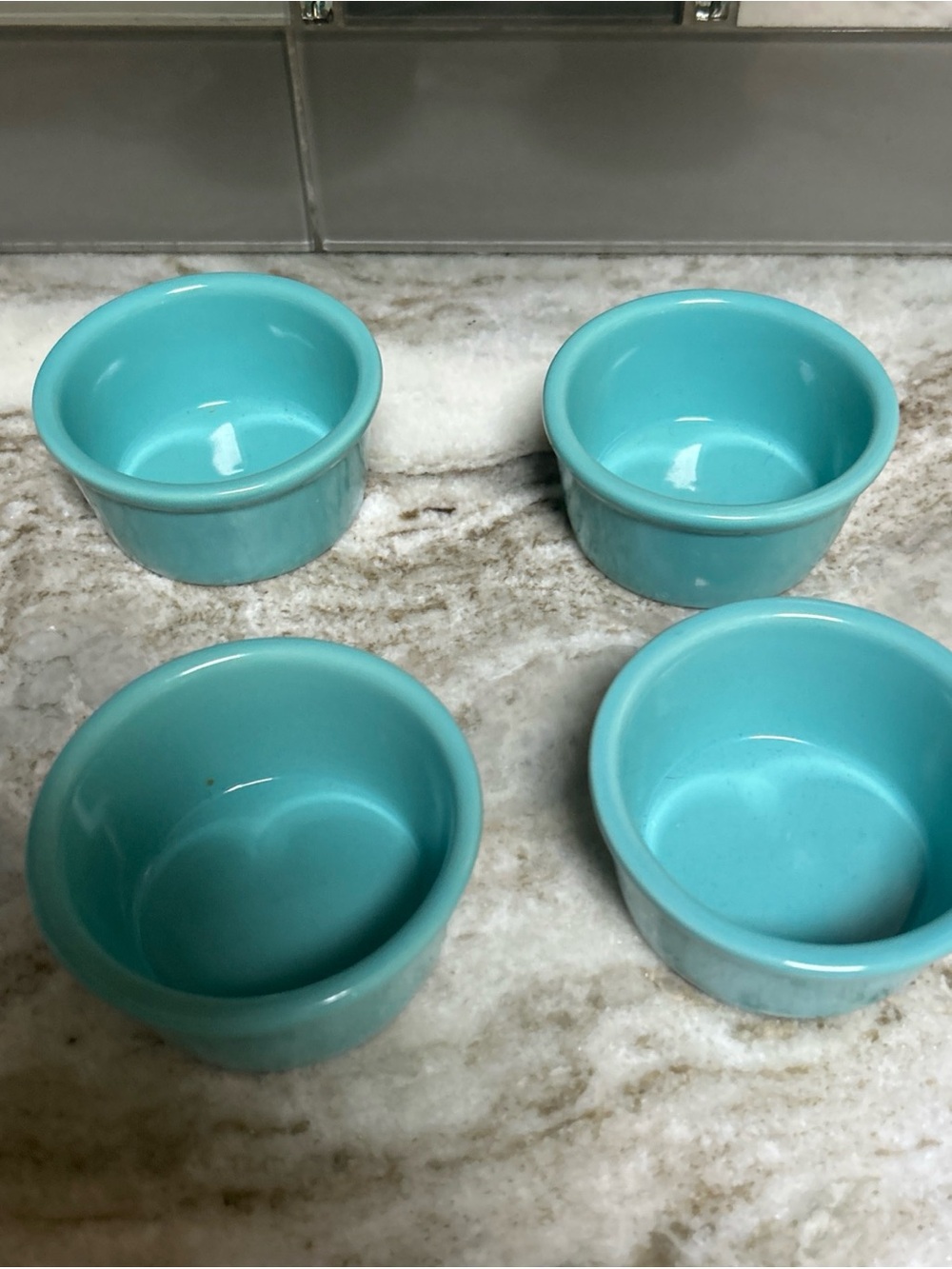 Chantal Ramekins Set Of 4 Turquoise Blue Baking Dish Custard 1/2 Cup holiday